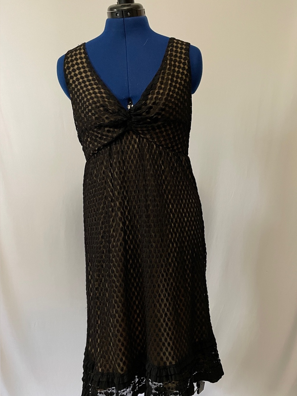 Max Studio Black Textured lace Knit Midi Dress Y2K  size Medium.